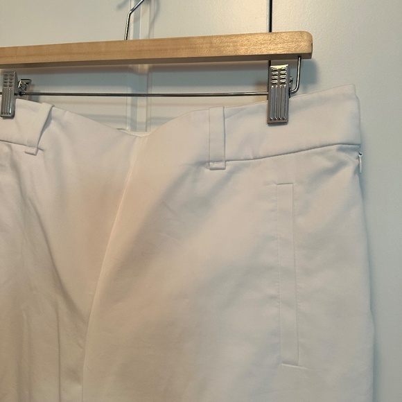 White pants - Picture 2 of 6